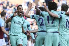 利物浦主帅炮轰埃基蒂克：停赛决定对水晶宫影响及各方反应