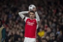 曼联机会来了！利物浦也怕三后卫，英超仅剩一队不败